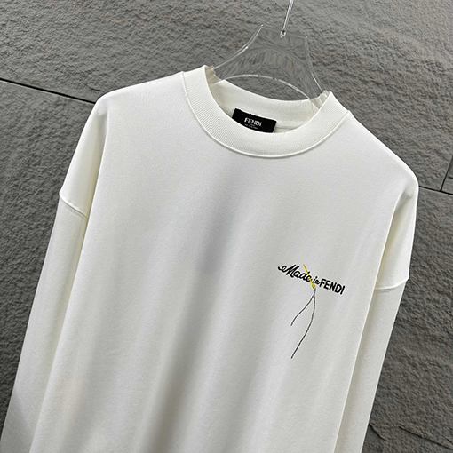 フェンディ 新しい文字刺繍入り長袖ラウンドネックスパーカー