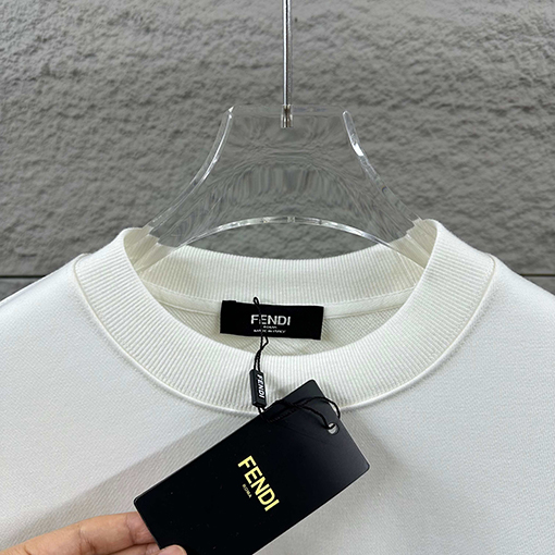 フェンディ 新しい文字刺繍入り長袖ラウンドネックスパーカー