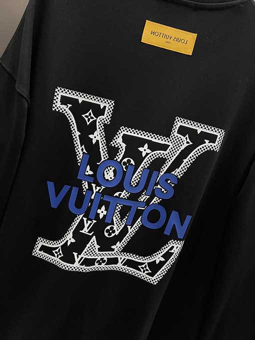 ルイヴィトンスーパーコピー 新しい大きなV字立体プリント ラウンドネックスパーカー