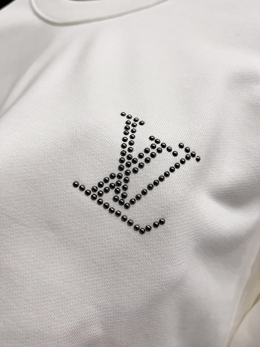 ルイヴィトン LV 新しい大きなV字立体レタリングプリント ラウンドネック スパーカー