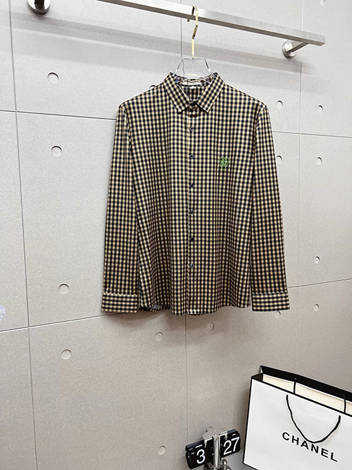 バーバリーコピー 新しいモデルセイコーの刺繍ロゴ長袖シャツ