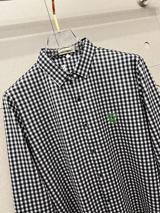 バーバリーコピー 新しいモデルセイコーの刺繍ロゴ長袖シャツ