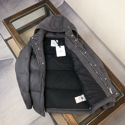 モンクレールスーパーコピー 新しいフード付きウールダウンジャケット