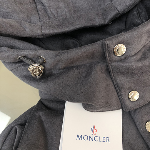 モンクレールスーパーコピー 新しいフード付きウールダウンジャケット