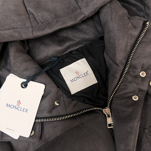 モンクレールスーパーコピー 新しいフード付きウールダウンジャケット