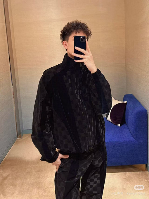 ルイヴィトンコピー 新しいチェッカーボードフロックジャカードジャケット