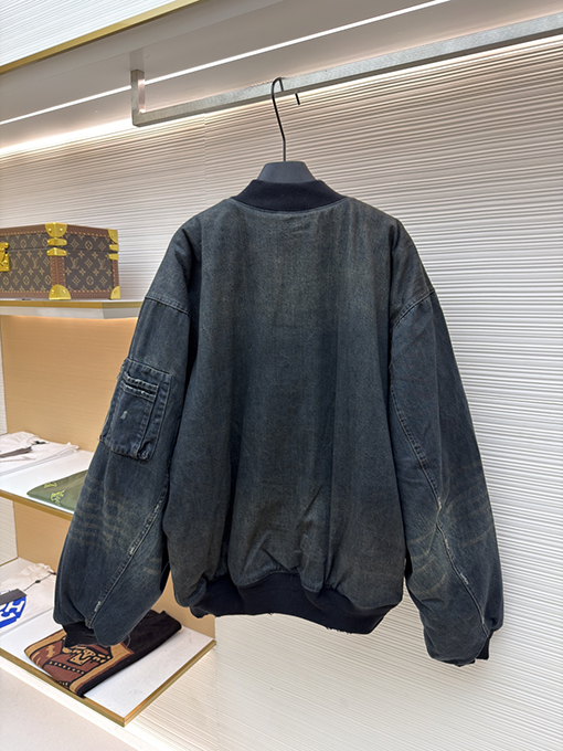 バレンシアガスーパーコピー 新作デニム泥染め薄手コットンジャケット