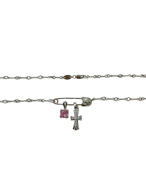 クロムハーツ 新しいブローチクロスホワイトゴールドメッキシュガーキューブネックレス