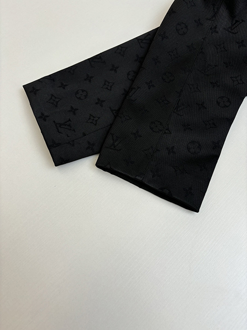 ルイヴィトンスーパーコピー 新作ウール総柄ジャカードジャケット