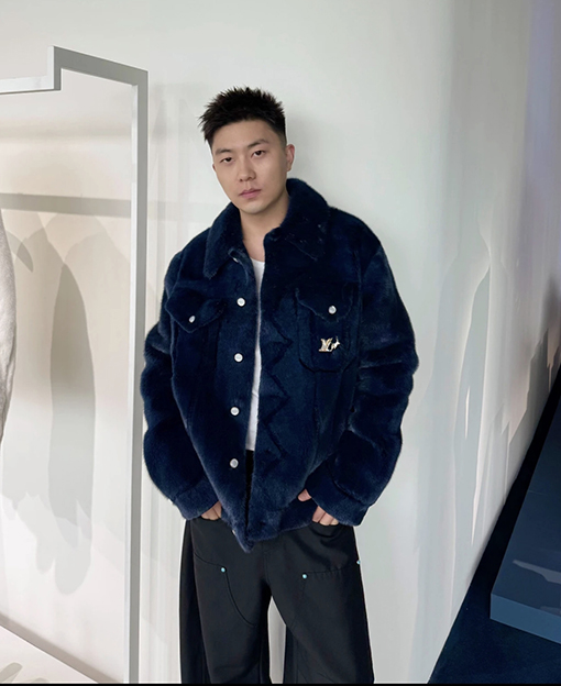 ルイヴィトン LV 新しいフェイクファーコート