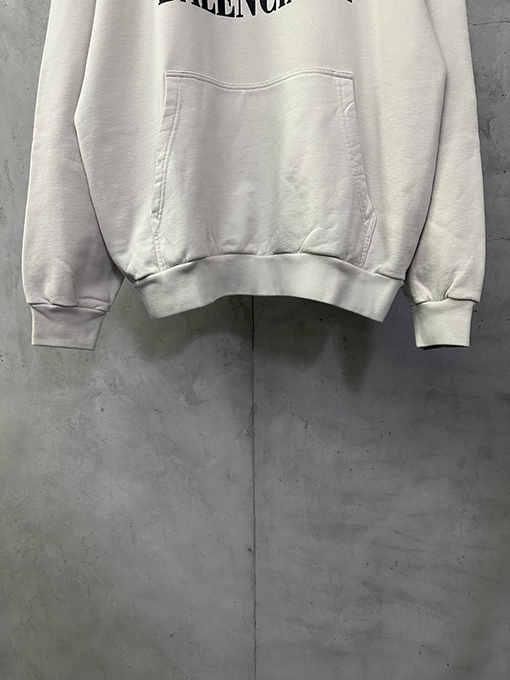 バレンシアガスーパーコピー ダブルBプリントフード付きスパーカー