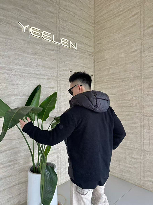 モンクレールスーパーコピー 新作ウールステッチ蛍光リボンダウンジャケット