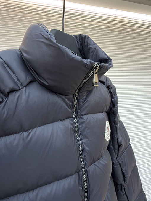 モンクレールコピー Maya 新しいマットなマヤダウンジャケット