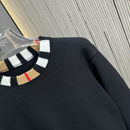 バーバリー 新しいダブルフェイスカシミヤジャカードセーター