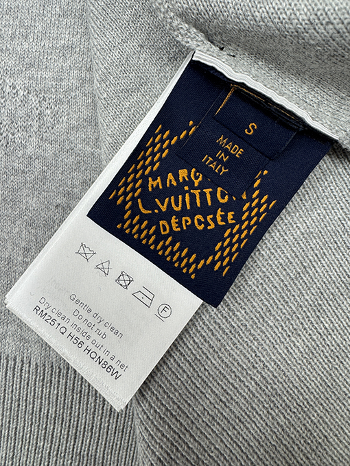 ルイヴィトンスーパーコピー 新作エンボスロゴジャカードセーター