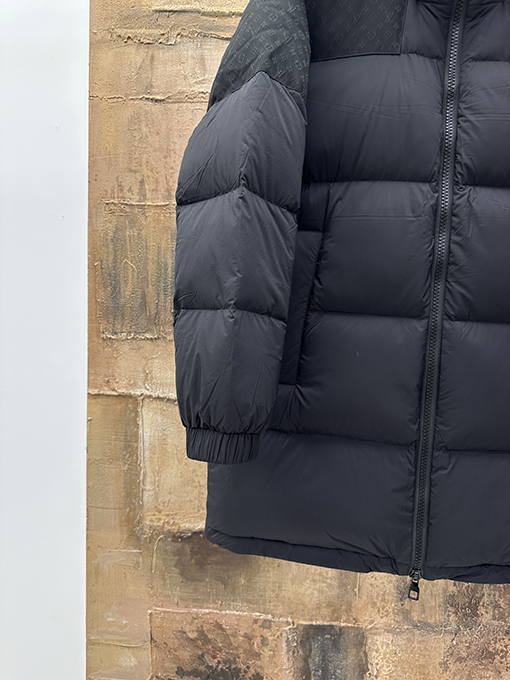 ルイヴィトン ジャカードミドル丈ダウンジャケット