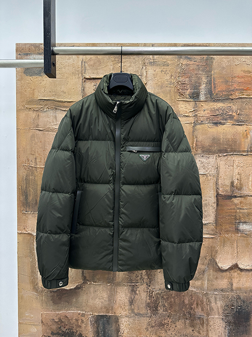 プラダスーパーコピー メンズダウンジャケット