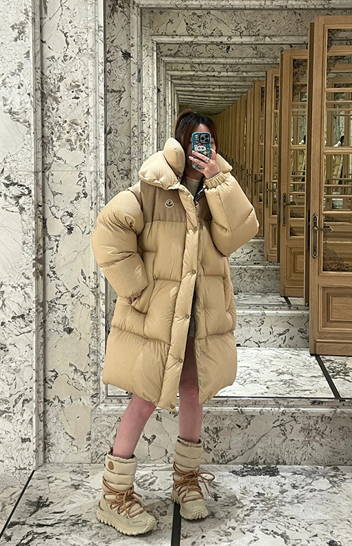 モンクレール Verone 新しいミドル丈ダウンジャケット