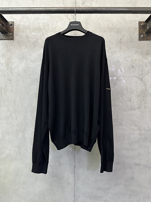 バレンシアガ 新作カシミアラウンドネックニットセーター