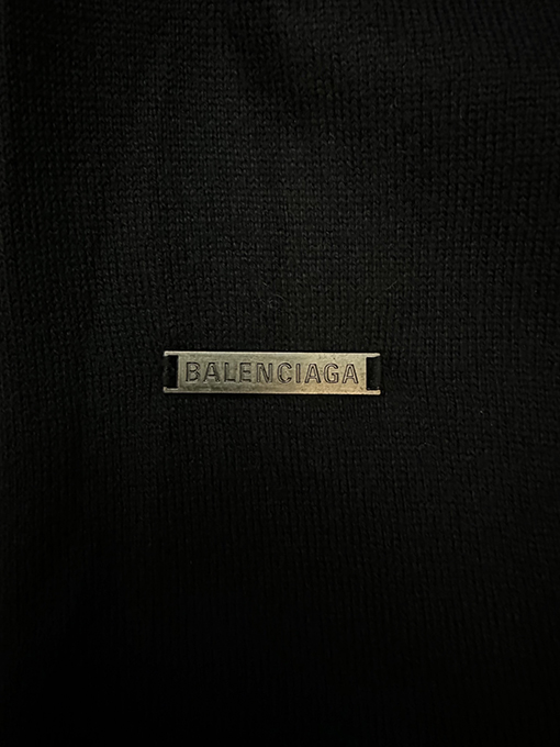 バレンシアガ 新作カシミアラウンドネックニットセーター