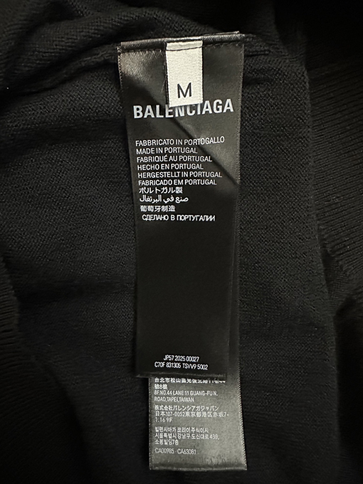 バレンシアガ 新作カシミアラウンドネックニットセーター