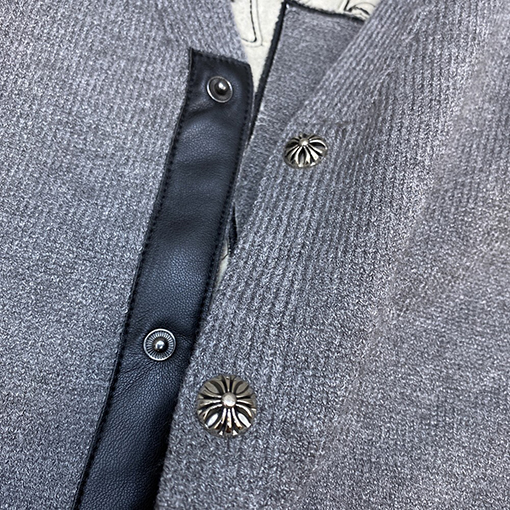 クロムハーツコピー 新しいVネックボタンカーディガンセーター