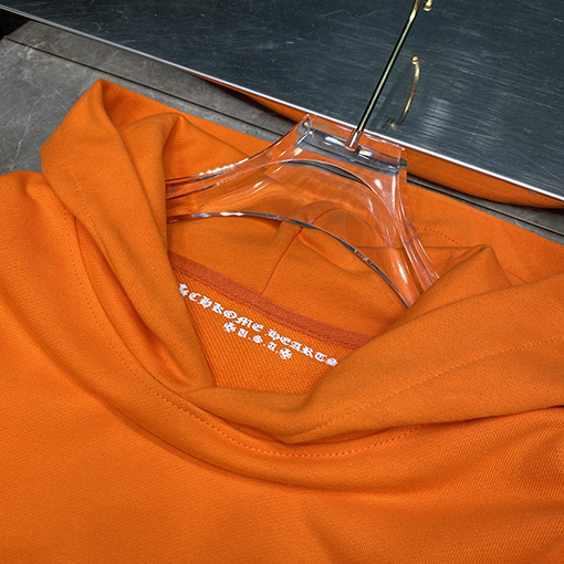 クロムハーツ Matty Boy クロス刺繍レザーグラフィティフード付きスパーカー