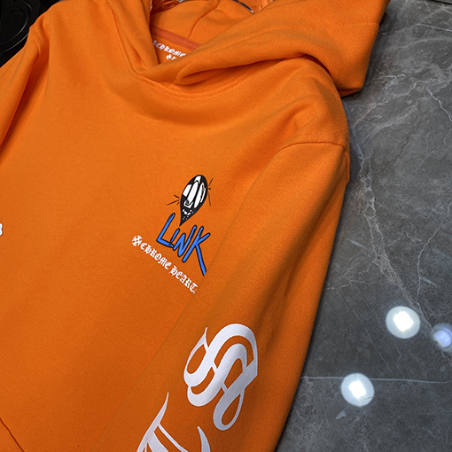 クロムハーツ Matty Boy クロス刺繍レザーグラフィティフード付きスパーカー