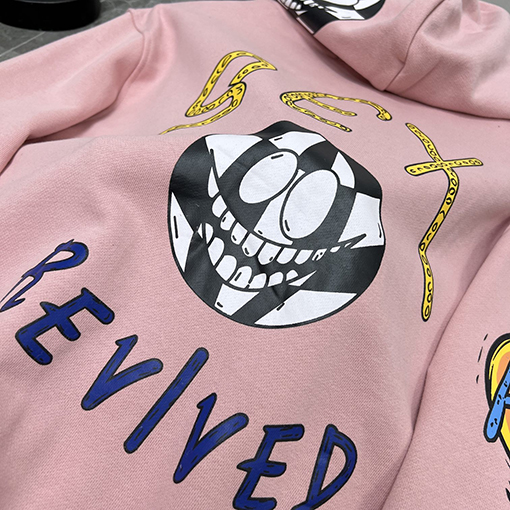 クロムハーツ サンスクリット語の手描きグラフィティフード付きスパーカー