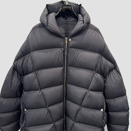 リックオウエンス キャットウォークスタイルのダークグースダウンジャケット