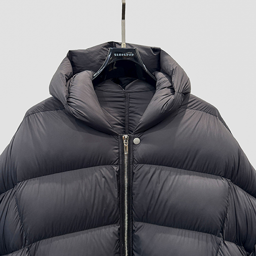 リックオウエンス キャットウォークスタイルのダークグースダウンジャケット