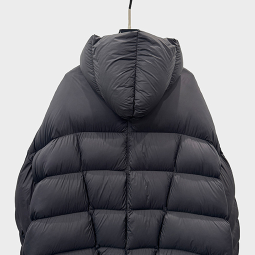 リックオウエンス キャットウォークスタイルのダークグースダウンジャケット