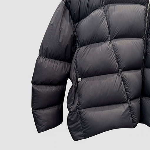 リックオウエンス キャットウォークスタイルのダークグースダウンジャケット