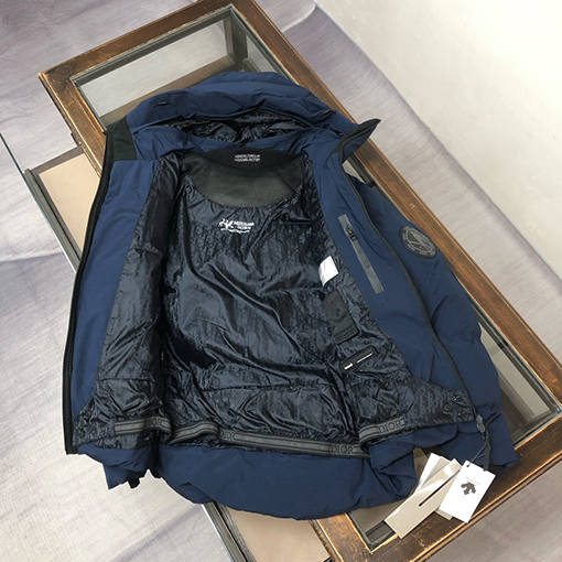 Dior X Descente Nantu コラボレーションブランドダウンスキージャケット