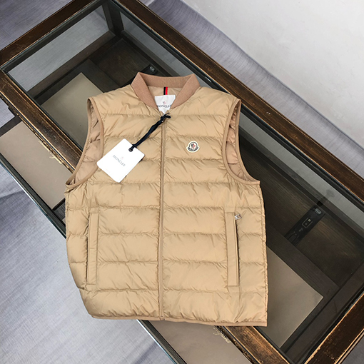 モンクレールコピー 新しいダウンベスト