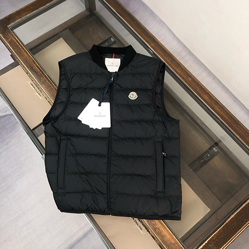 モンクレールコピー 新しいダウンベスト