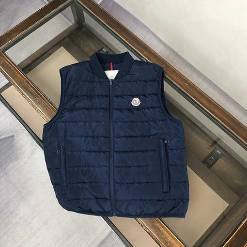 モンクレールコピー 新しいダウンベスト