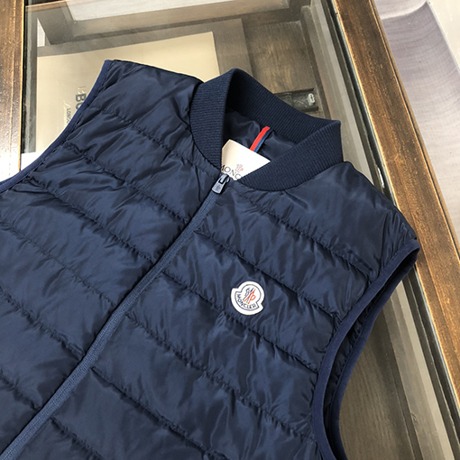 モンクレールコピー 新しいダウンベスト
