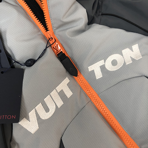 ルイヴィトン スプライスダウンジャケット