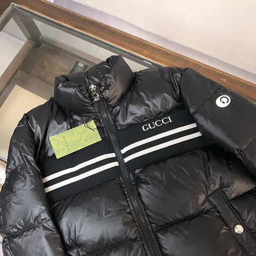 グッチスーパーコピー 新しいカップルダウンジャケット