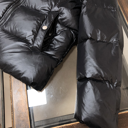 グッチスーパーコピー 新しいカップルダウンジャケット