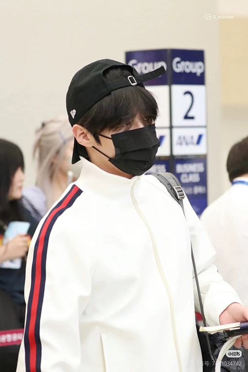 グッチ カラーブロックリボンニット長袖ジップアップセーター