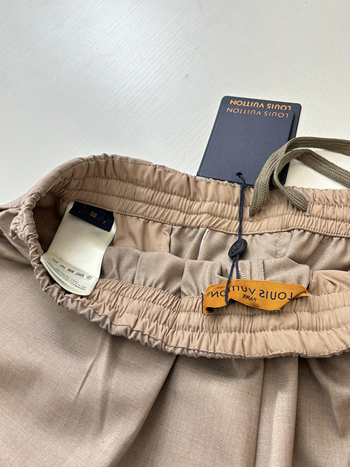 ルイヴィトン 新しいストレートレッグウールプリーツカジュアルパンツ