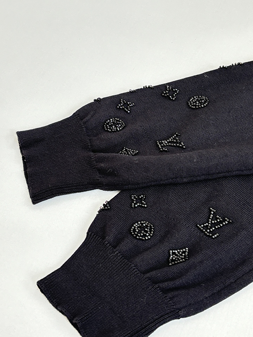 ルイヴィトンコピー 新しい無地ビーズニットセーター