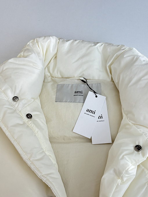 アミコピー ハート柄刺繍ダウンジャケットベスト