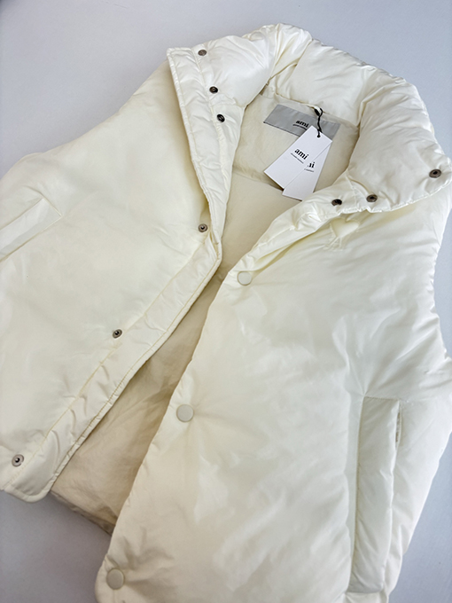 アミコピー ハート柄刺繍ダウンジャケットベスト