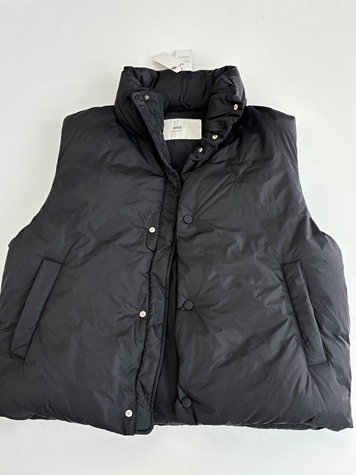 アミコピー ハート柄刺繍ダウンジャケットベスト