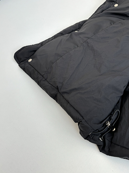 アミコピー ハート柄刺繍ダウンジャケットベスト