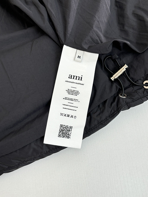 アミコピー ハート柄刺繍ダウンジャケットベスト