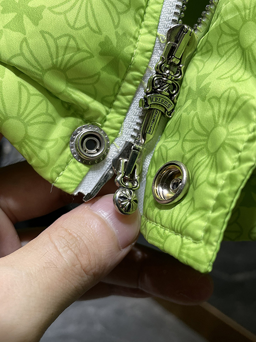 クロムハーツ ダークパターンシリーズ 蛍光グリーン ダウンベスト